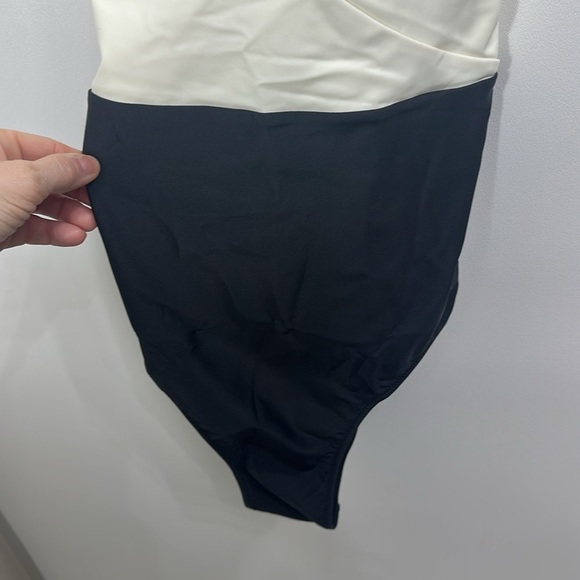 Summersalt The Deep Dive Swimsuit In Sea Urchin and White Sand. Size 14. NWT. - Picture 5 of 12